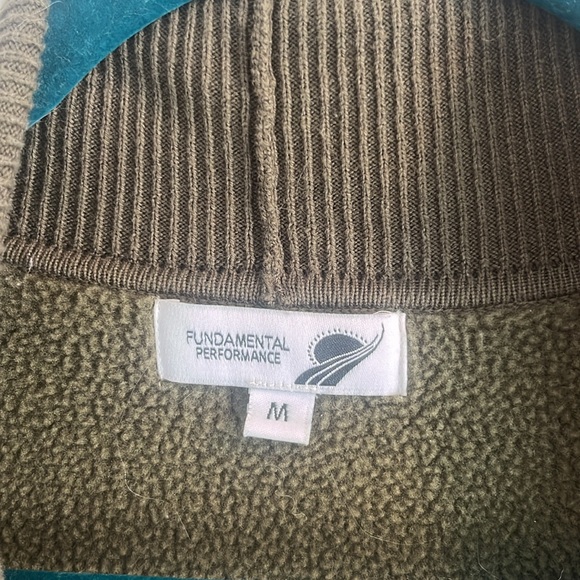 Fundamental Performance cardigan - Picture 3 of 5